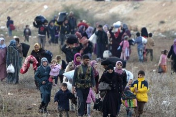 اللاجئون السوريون على الحدود مع الأردن