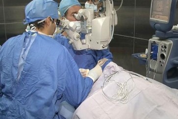 لبنانية تستعيد بصرها إثر أول جراحة من نوعها في العالم
