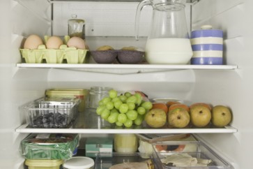 قد يسبب حفظ ثمار الخيار مثلاً داخل الثلاجة طوال الوقت في أمراض خطيرة