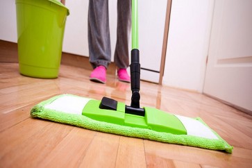 غسل الأرض أو تنظيف المطبخ