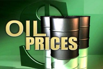 النفط يتراجع بفعل جني الأرباح لكن المعنويات تظل قوية