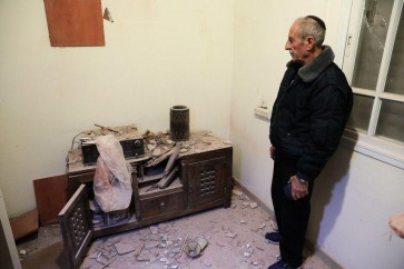 الأضرار التي لحقت بمنزل في سديروت جراء سقوط صواريخ المقاومة