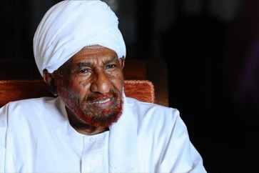 زعيم حزب الامة المعارض في السودان الصادق المهدي