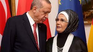 اصابة اردوغان وزوجته بالكورونا