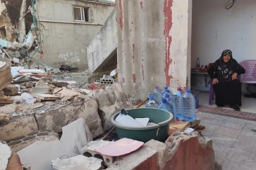 ردة الفعل الشعبية عكَست تحفُّزاً لمشاركة أوسع في الاقتراع غداً، تَحدّياً للعدوان المستمر (الصورة لصحيفة الأخبار اللبنانية)