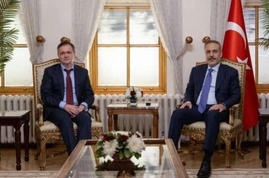  <a href="https://almanartv.com.lb/13486849">لا توقعات كبيرة من المحادثات المستمرة بشأن أوكرانيا بإسطنبول&#8230; وترامب: سقوط القتلى مخز</a>